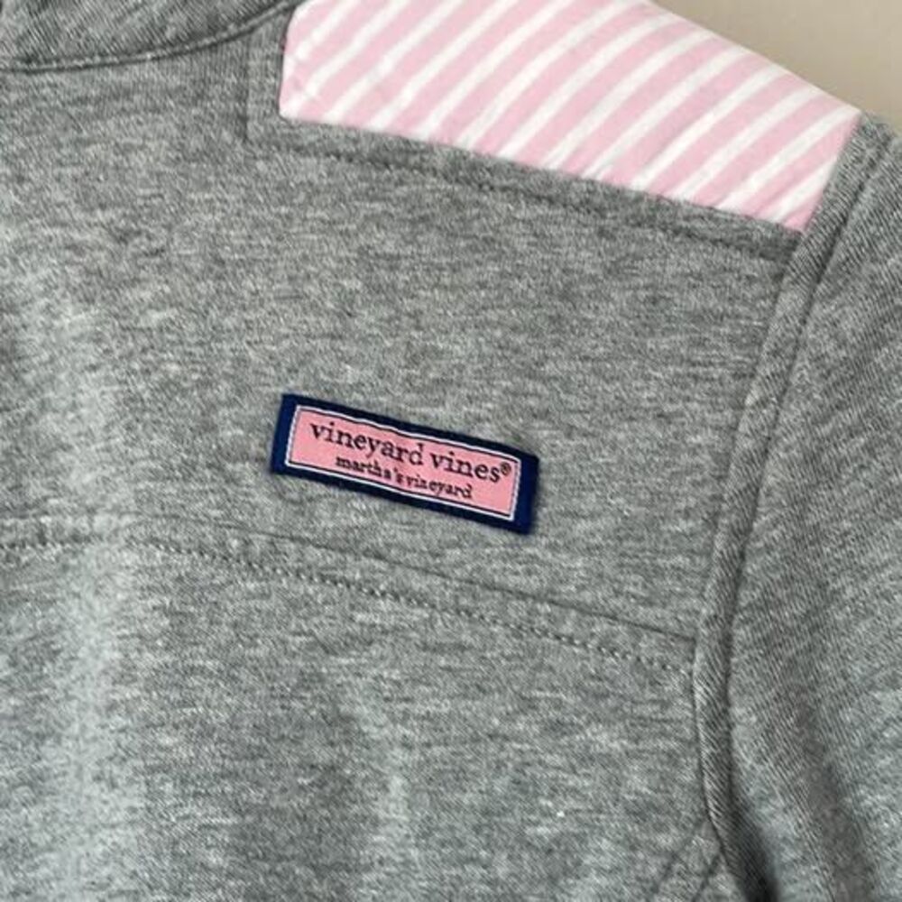Women's Vineyard Vines Grey and Pink striped 3/4 Zip Pullover, Girls Sz Medium